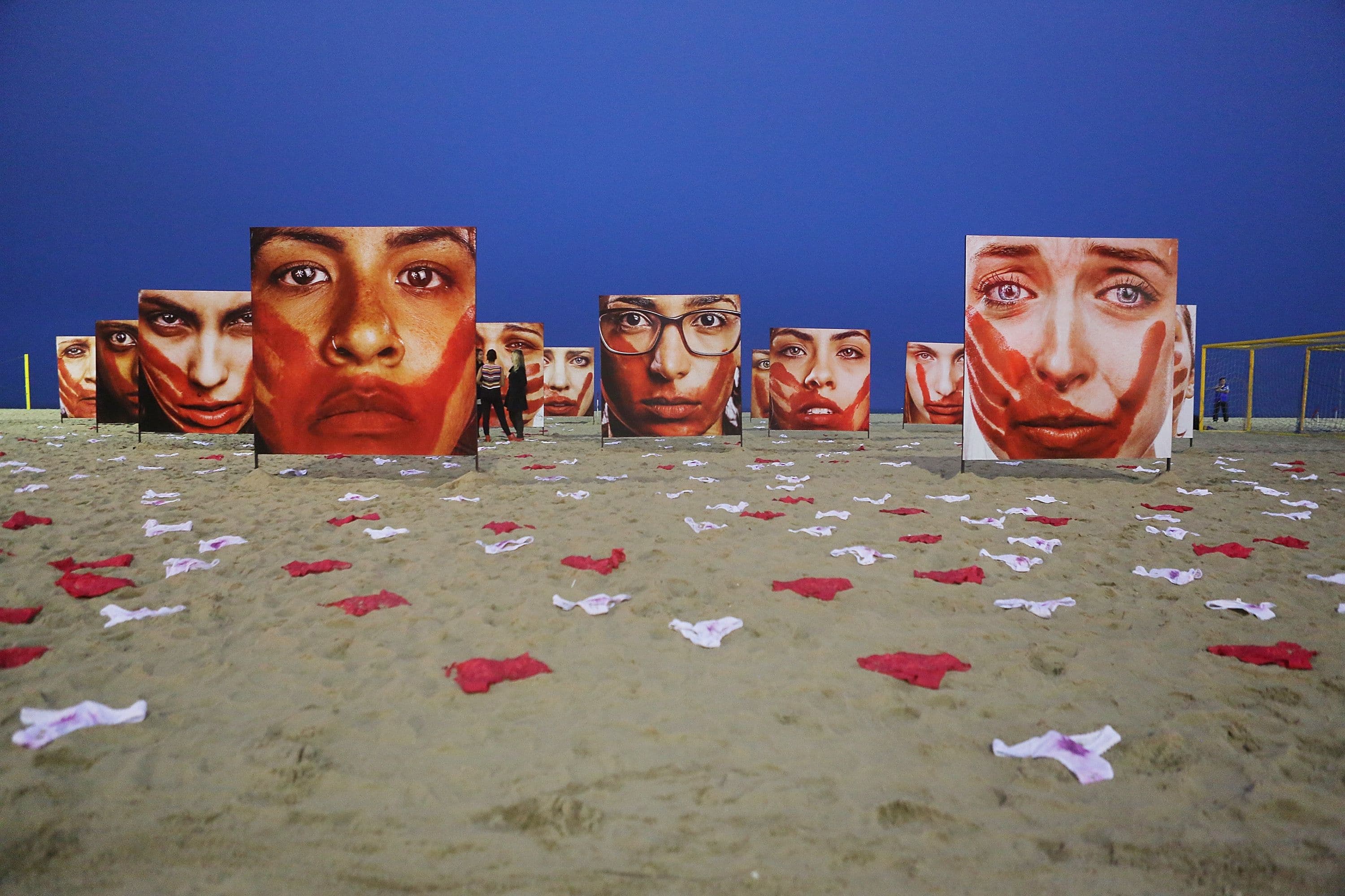 «È comune negli uomini dover vincere quel minimo di resistenza che ogni donna tende a esercitare» e altre parole sessiste per cui l'Italia è stata sanzionata