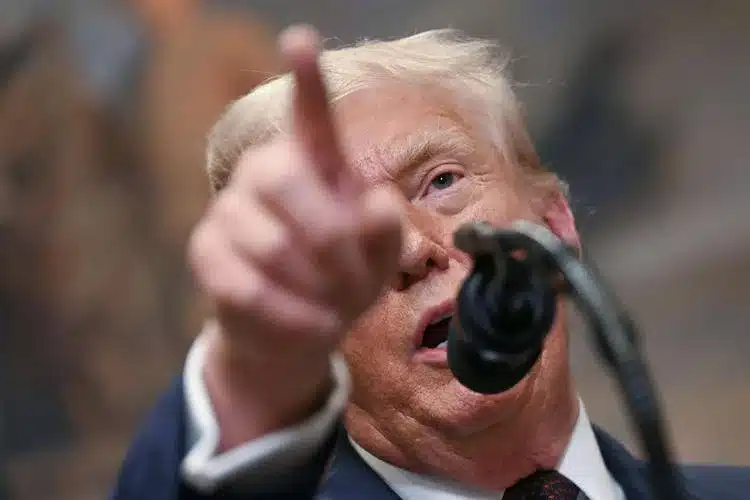 Trump giustifica l’attacco, l’Iran ci avrebbe attaccati se non lo avessimo fatto prima noi